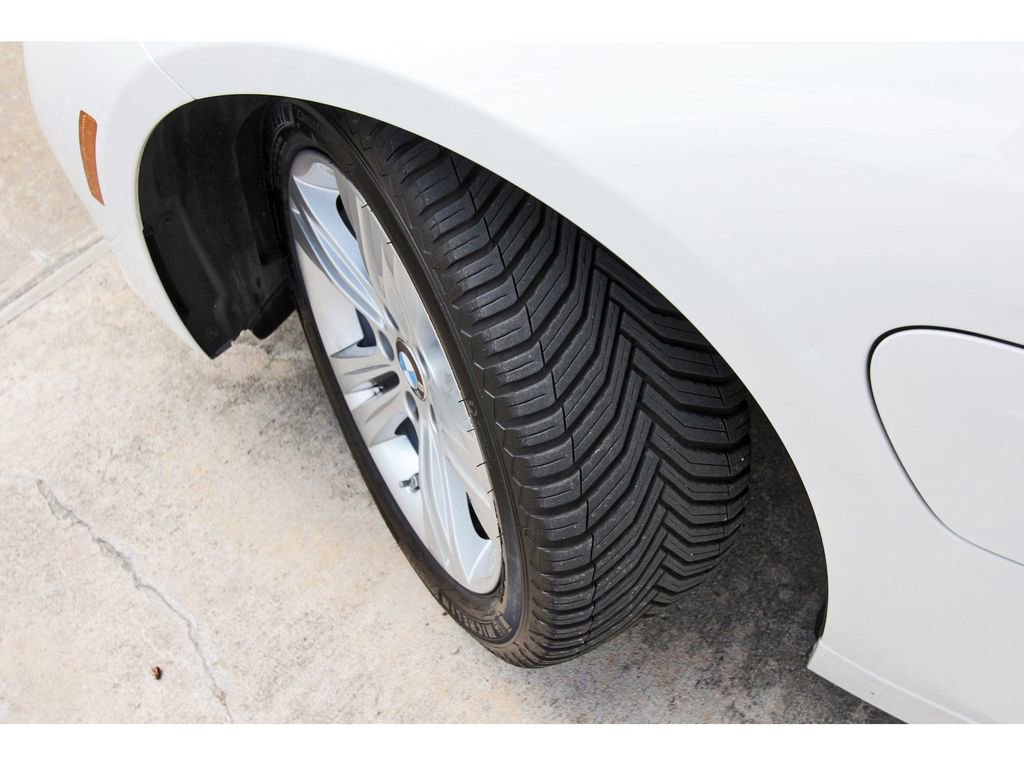 Used 2017 BMW 330e image 35