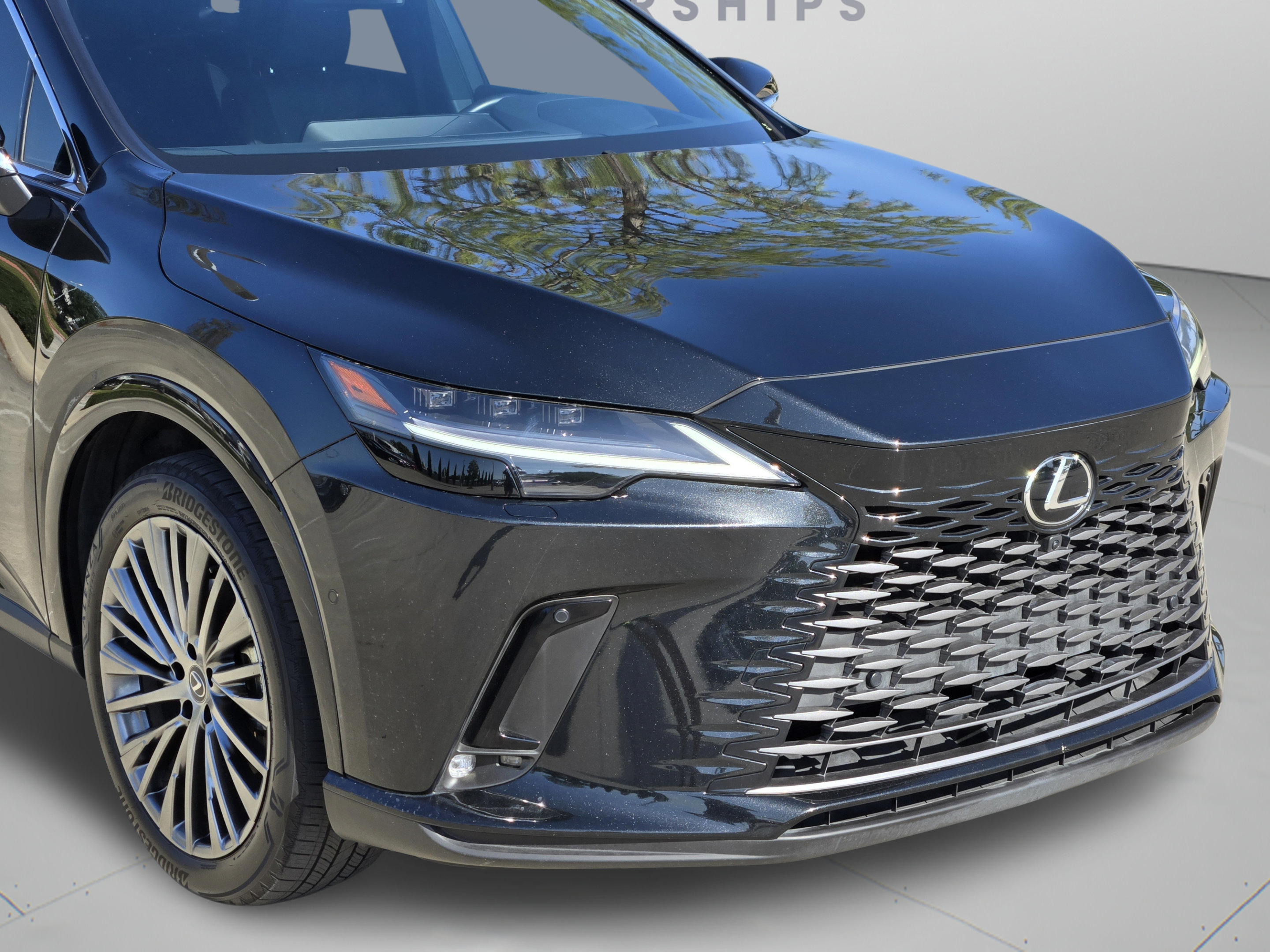 Certified 2025 Lexus RX 450h AWD w/ Convenience Package image 33