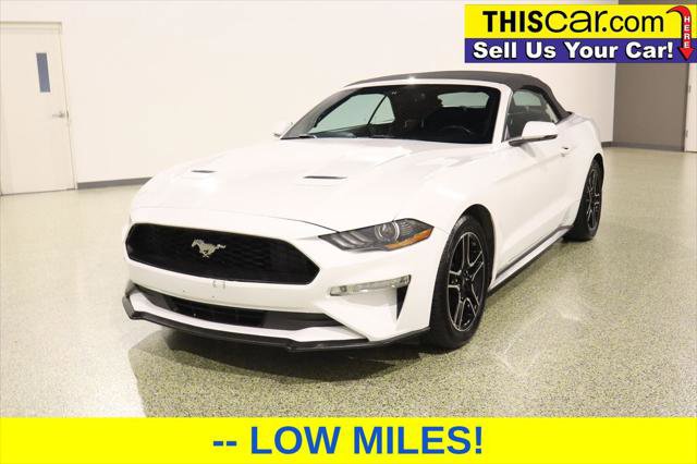 Used 2020 Ford Mustang Premium image 3