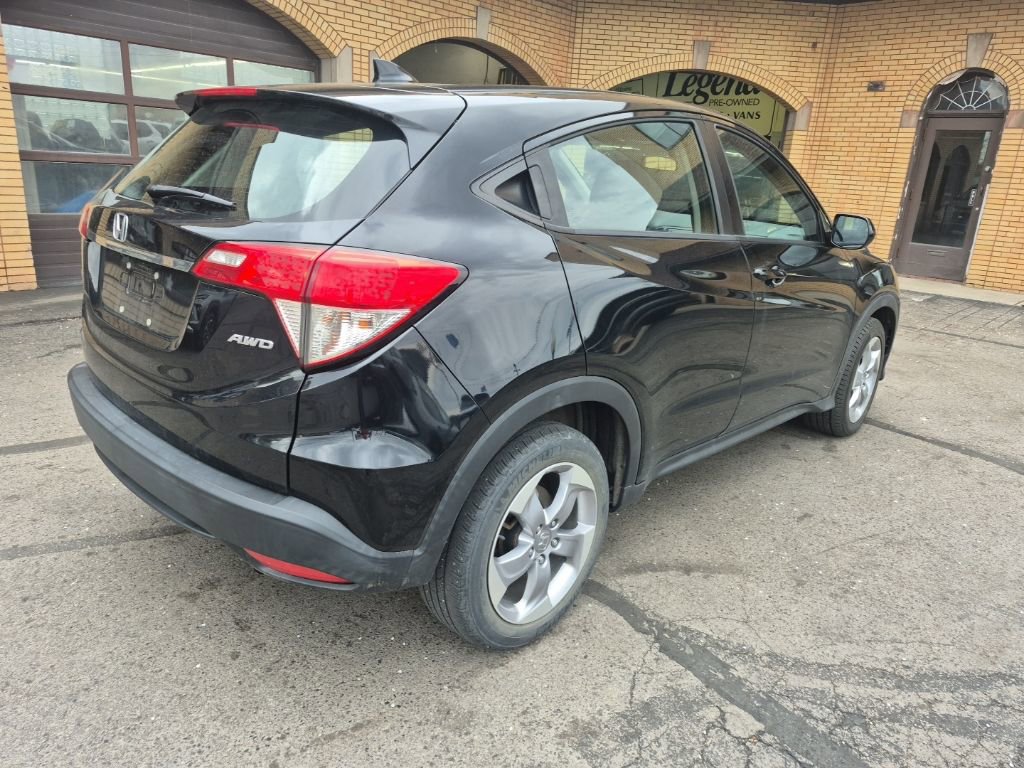 Used 2019 Honda HR-V LX image 7