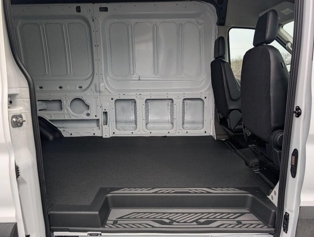 New 2026 Ford Transit 150 148 Medium Roof RWD image 22