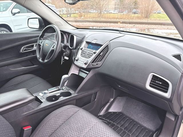 Used 2015 Chevrolet Equinox LS image 25