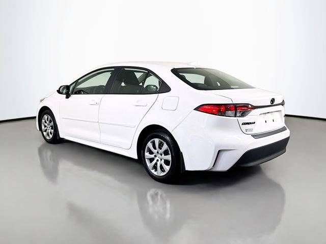 Used 2023 Toyota Corolla LE FWD image 6