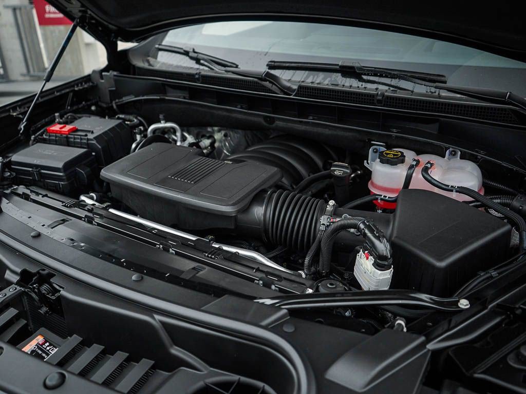 New 2026 GMC Yukon XL Denali w/ Sun & Power Step Package AWD/4WD image 7