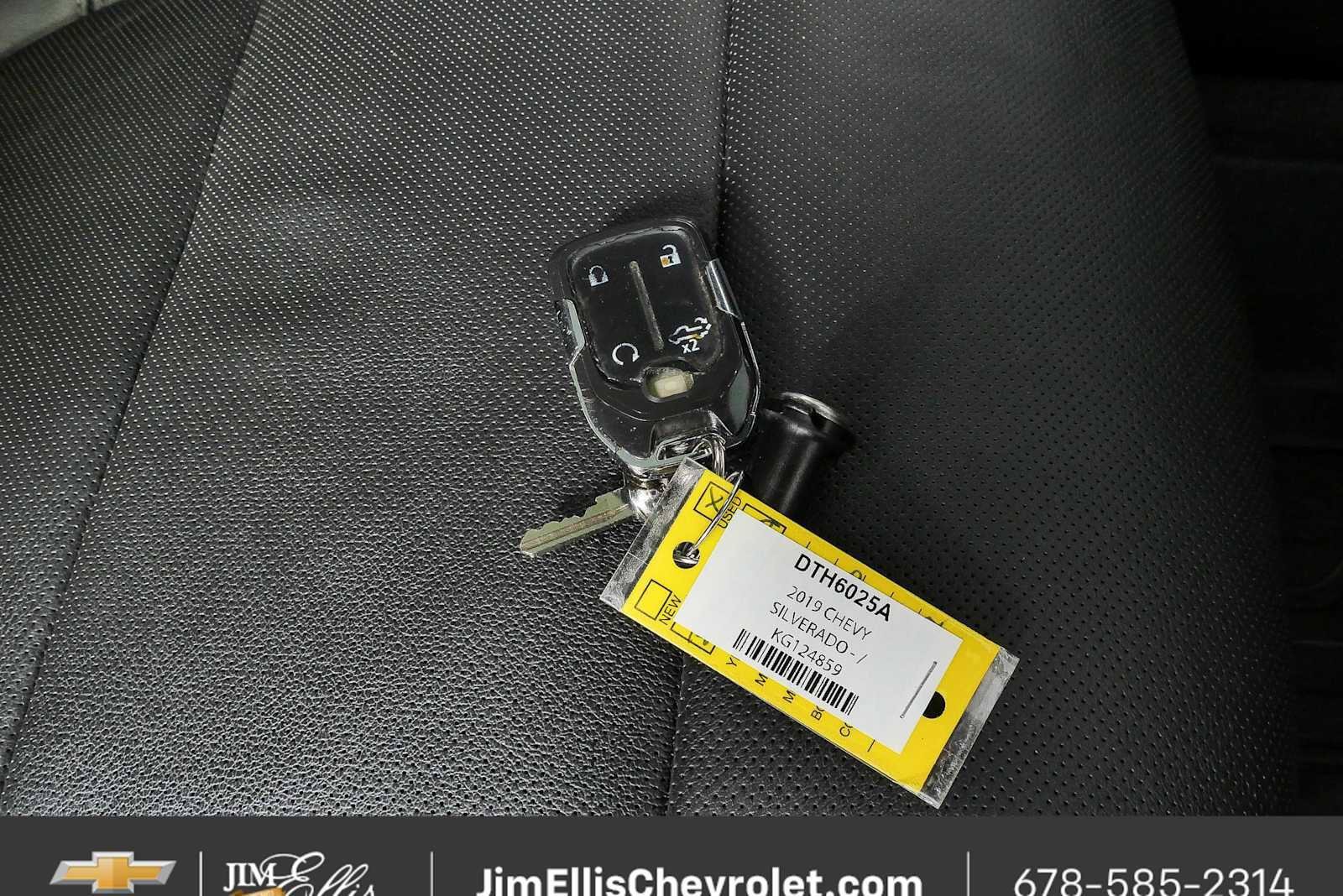 Certified 2019 Chevrolet Silverado 1500 LTZ AWD/4WD image 26