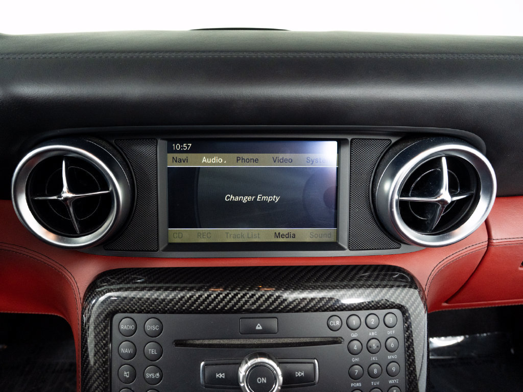 Used 2012 Mercedes-Benz SLS AMG Roadster image 17