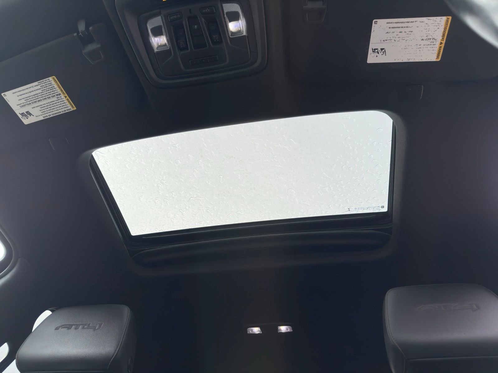 Used 2020 GMC Sierra 1500 AT4 w/ AT4 Premium Package AWD/4WD image 13