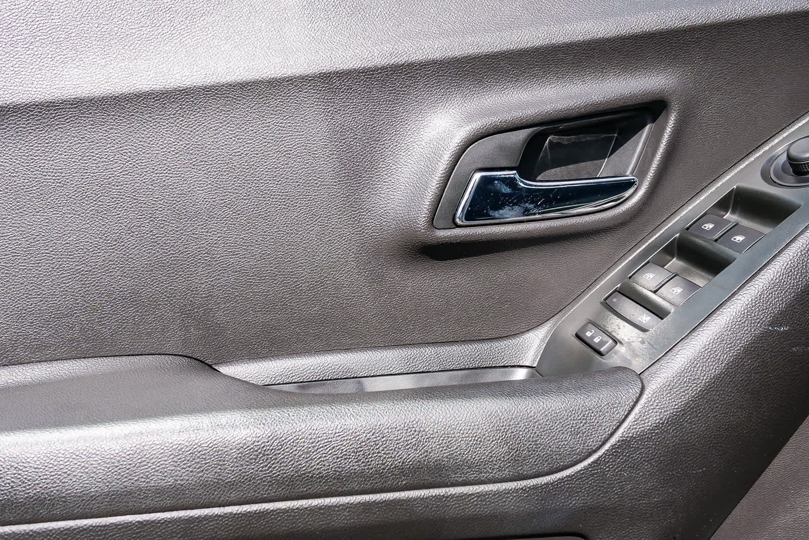 Used 2017 Chevrolet Trax LS image 21