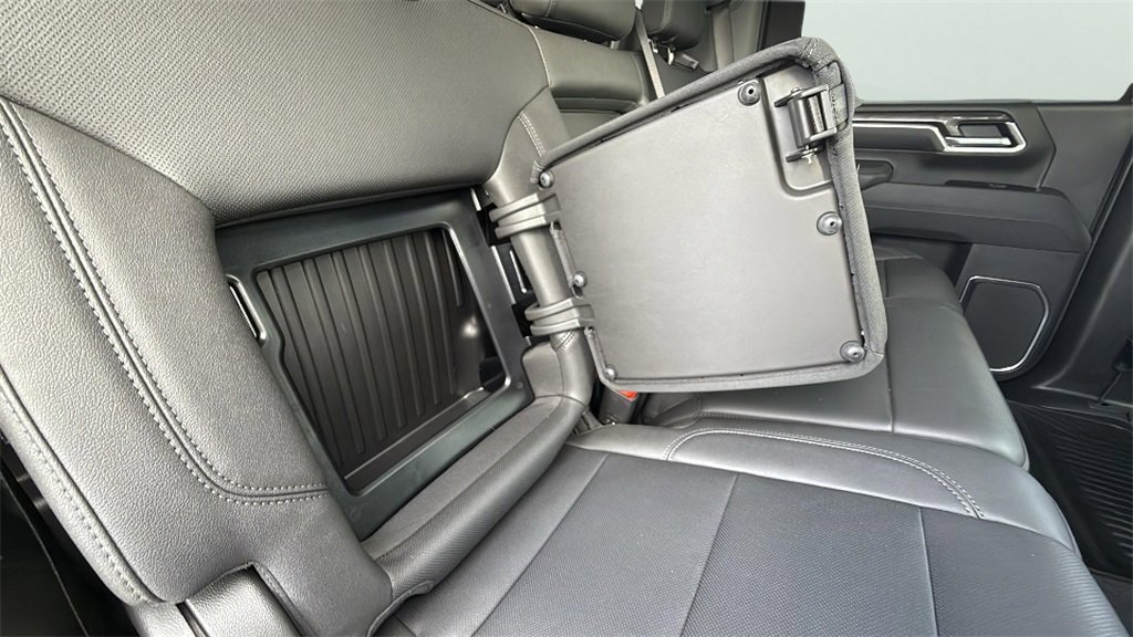 Used 2025 Chevrolet Silverado 2500 LTZ w/ LTZ Premium Package image 47