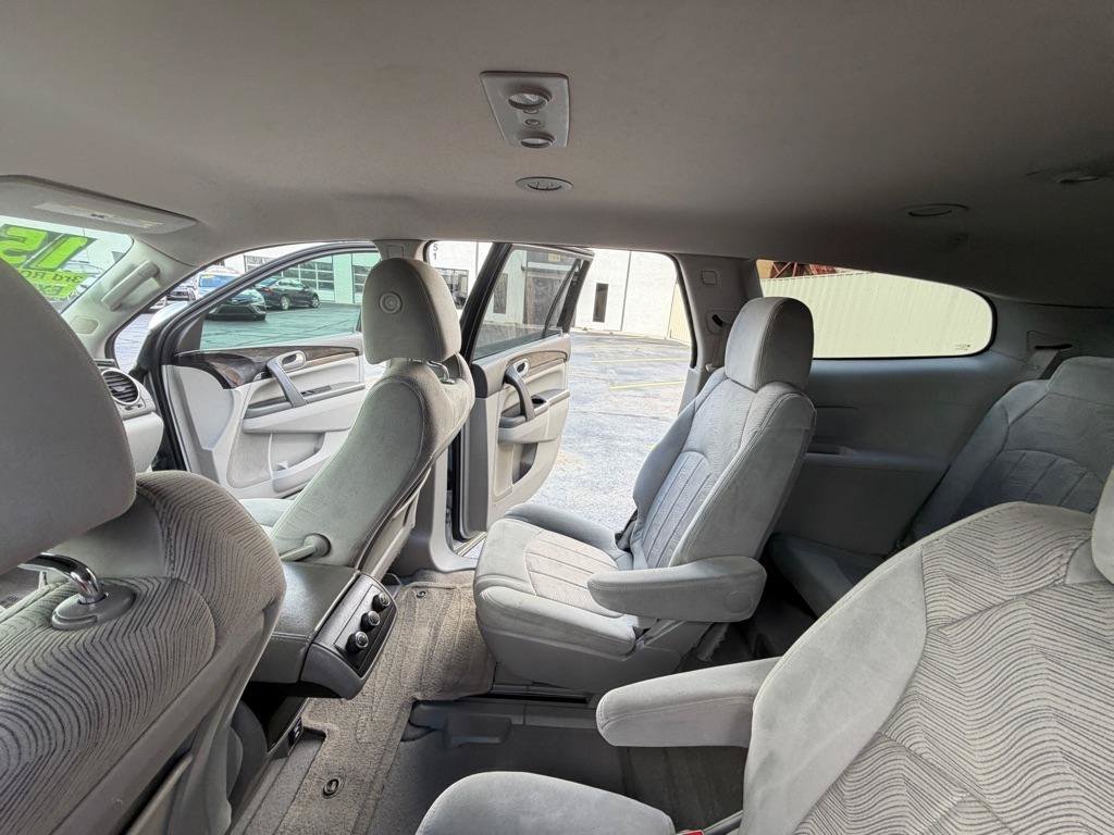 Used 2015 Buick Enclave Convenience FWD image 19