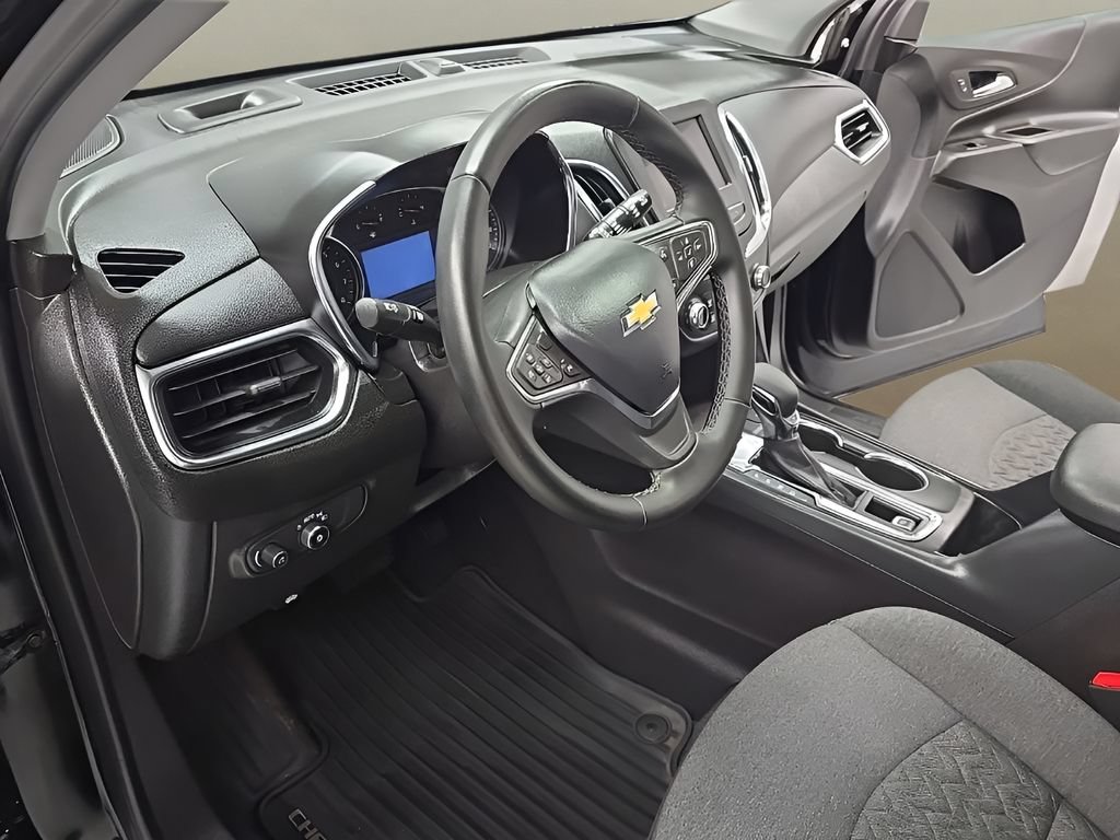 Used 2024 Chevrolet Equinox LT w/ Driver Convenience Package AWD/4WD image 14