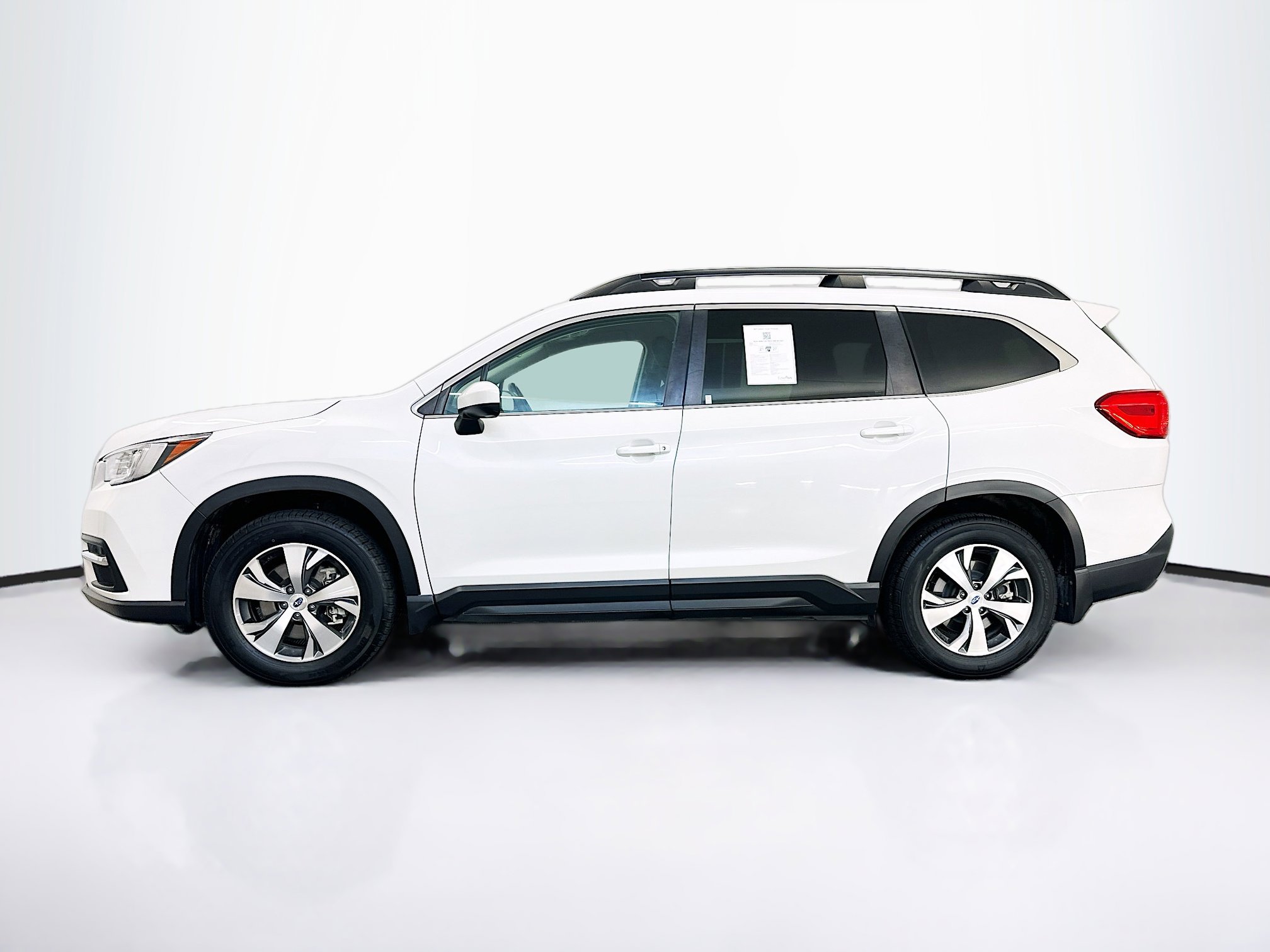 Used 2021 Subaru Ascent Premium w/ Convenience Package image 4