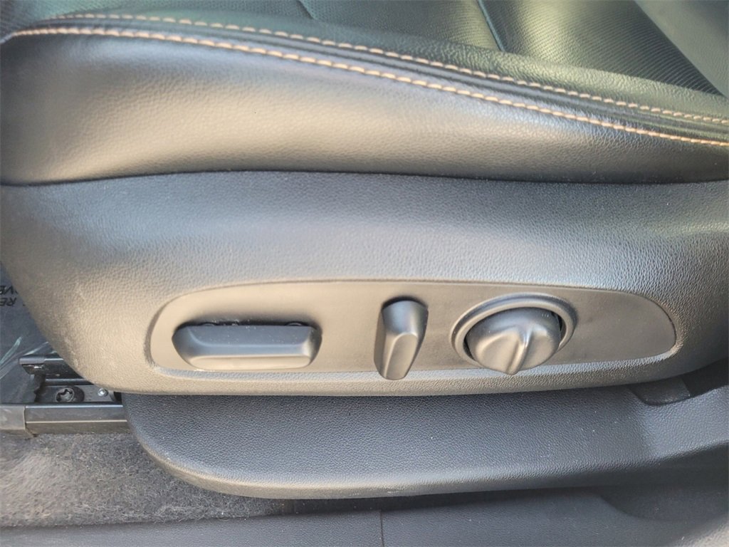 Used 2019 GMC Terrain SLT w/ Preferred Package image 5