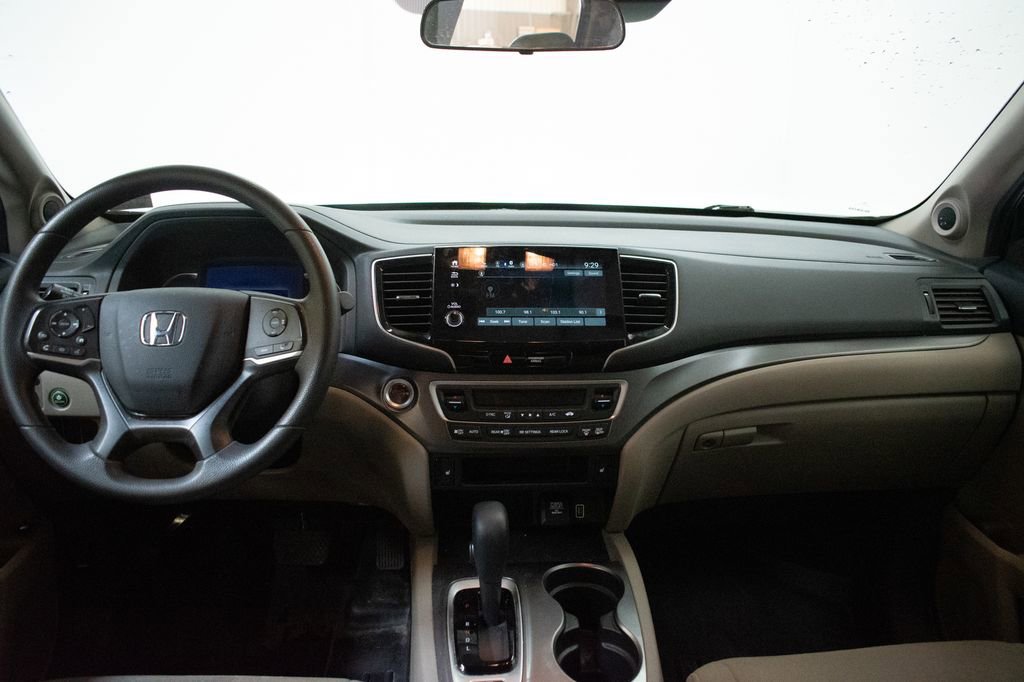 Used 2020 Honda Pilot EX image 11