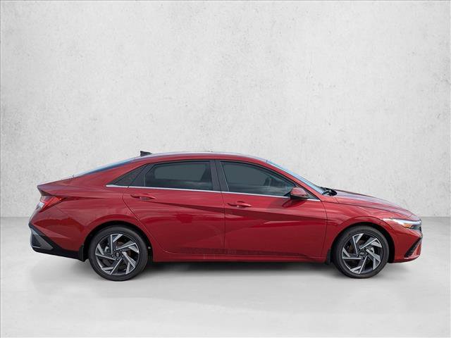 New 2026 Hyundai Elantra Limited FWD image 4