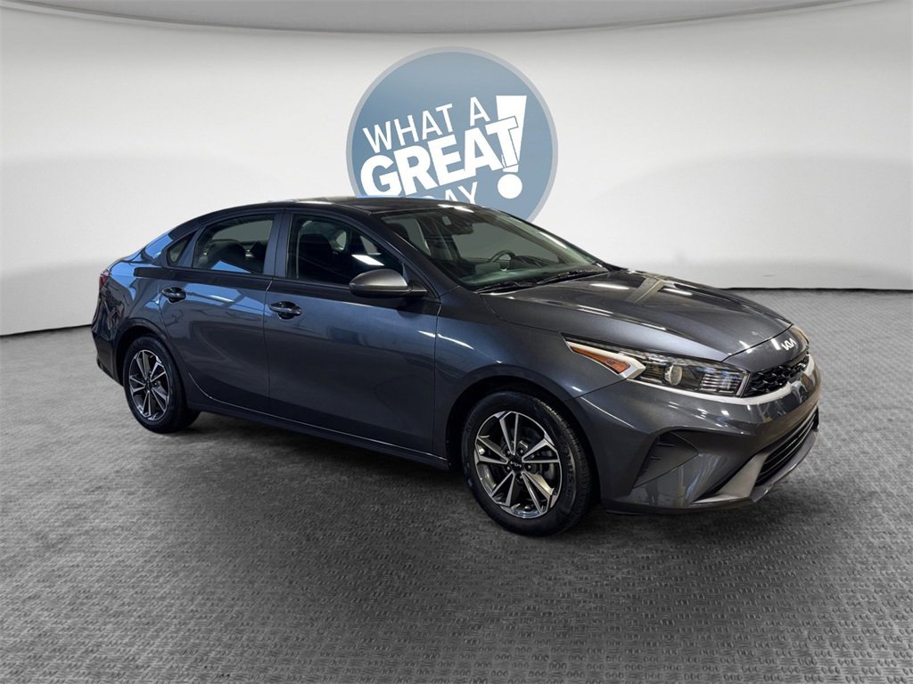 Certified 2023 Kia Forte LXS