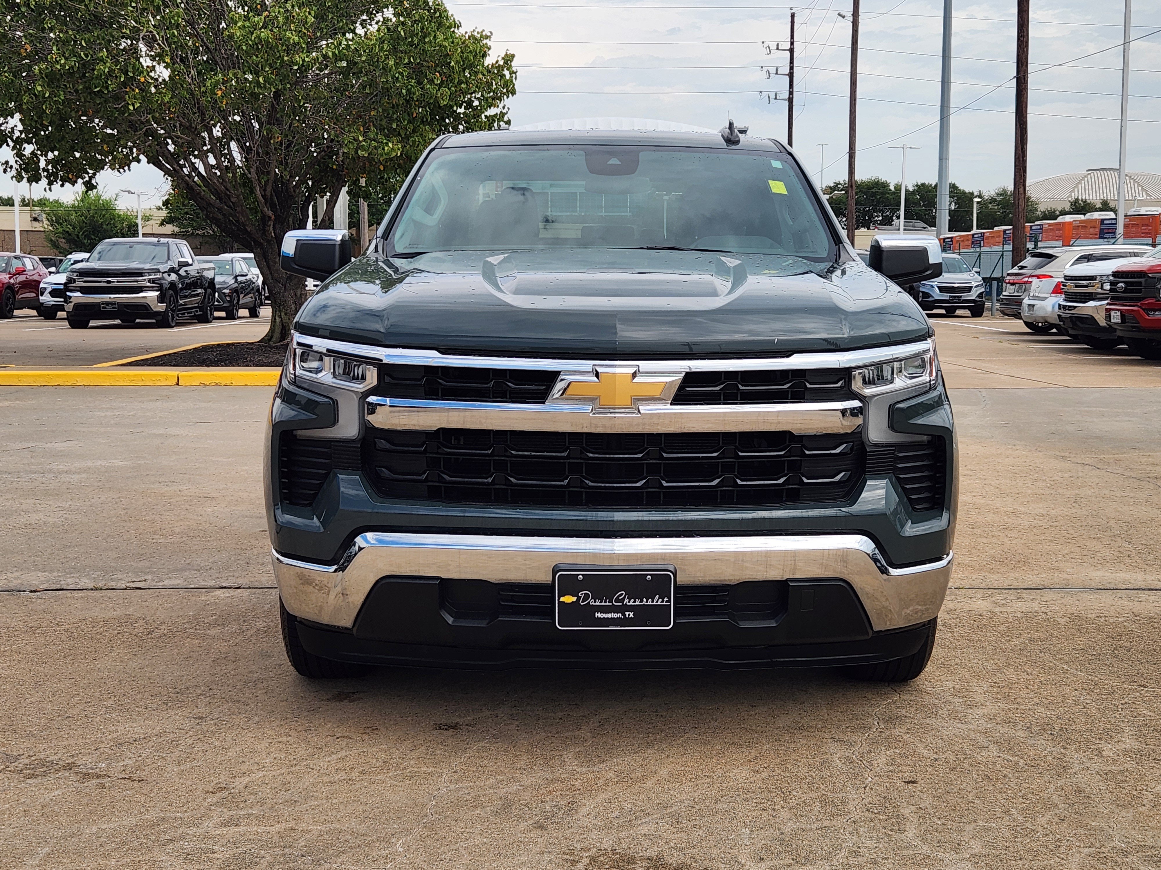 Certified 2025 Chevrolet Silverado 1500 LT RWD image 3