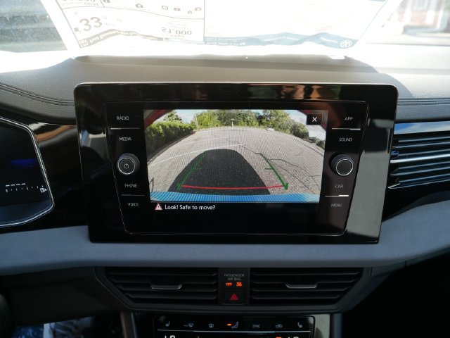 New 2026 Volkswagen Jetta SE FWD image 13