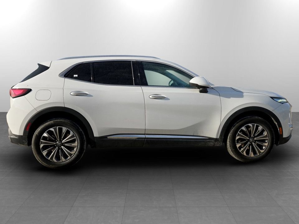 Used 2024 Buick Envision Preferred image 5