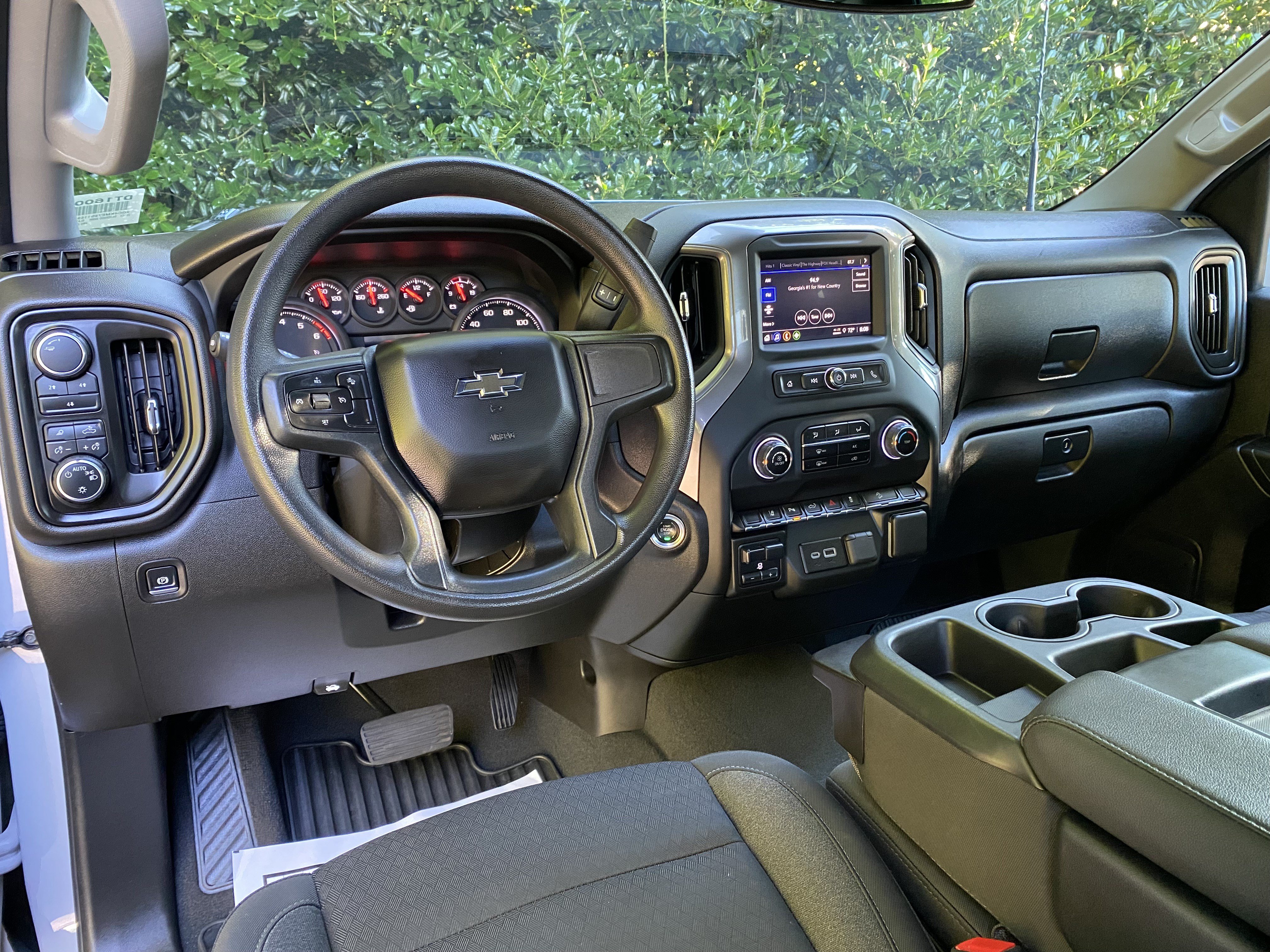 Used 2025 Chevrolet Silverado 2500 Custom w/ Custom Value Package AWD/4WD image 32