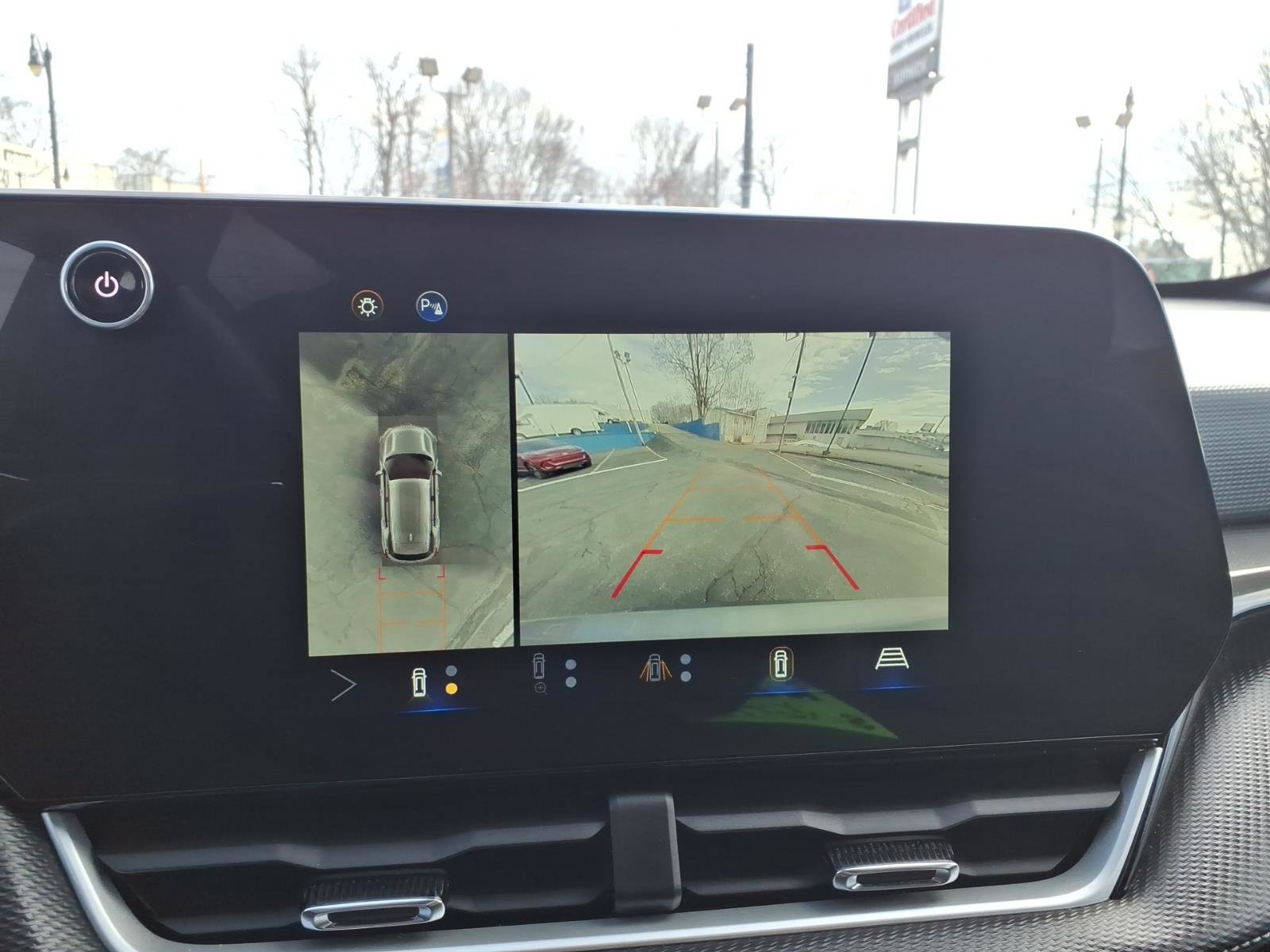Used 2025 Chevrolet Equinox LT w/ Convenience Package II AWD/4WD image 21