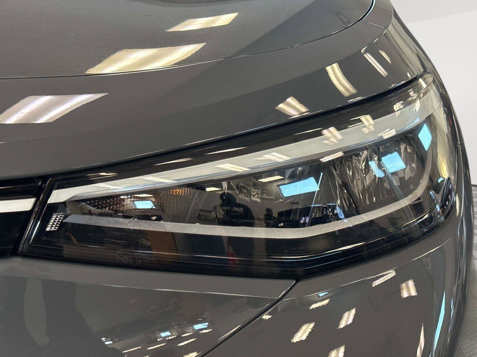 New 2025 Volkswagen ID.4 Pro AWD/4WD image 10