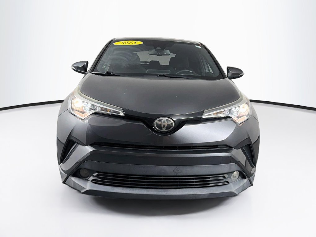 Used 2018 Toyota C-HR XLE FWD image 2