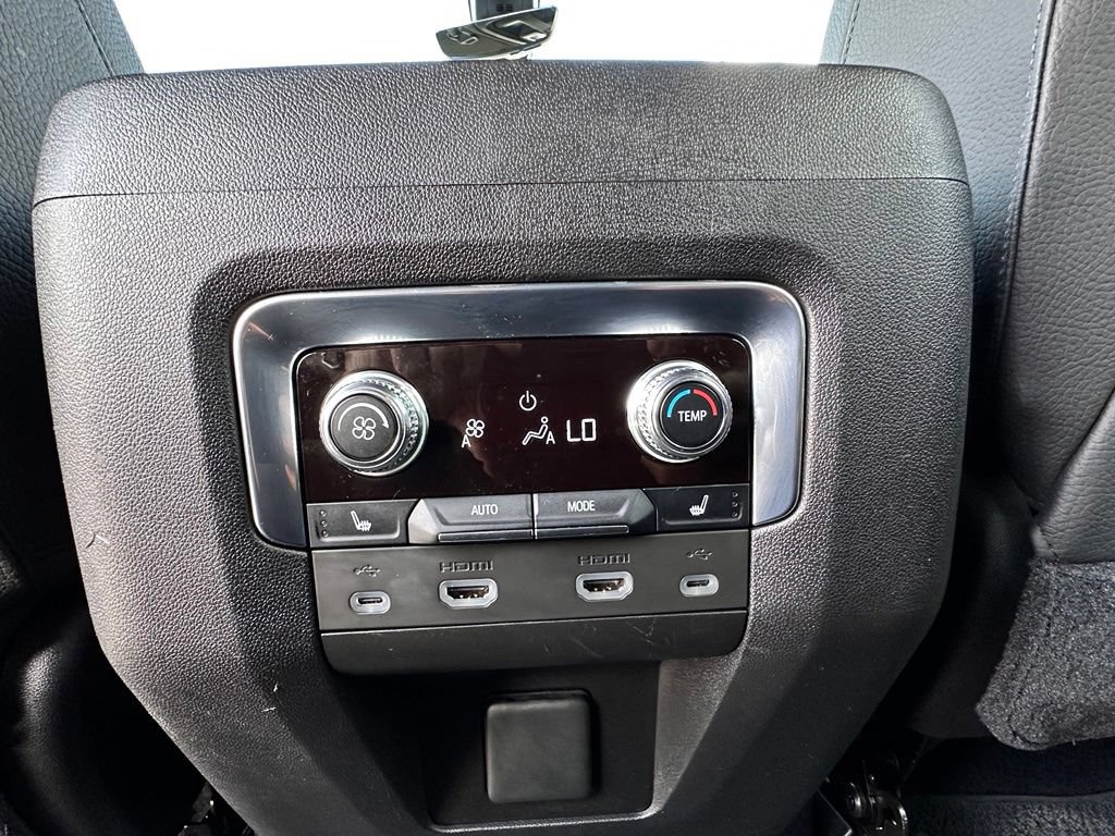 Certified 2021 GMC Yukon XL Denali w/ Denali Ultimate Package AWD/4WD image 33