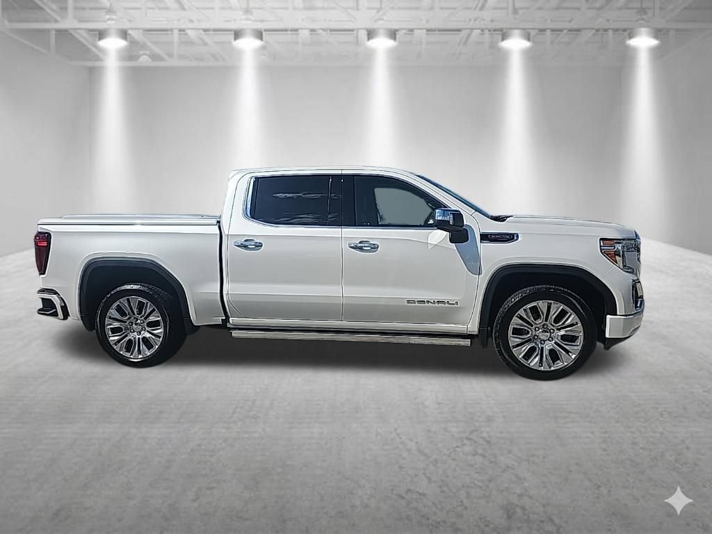Used 2022 GMC Sierra 1500 Denali w/ Denali Premium Package image 2