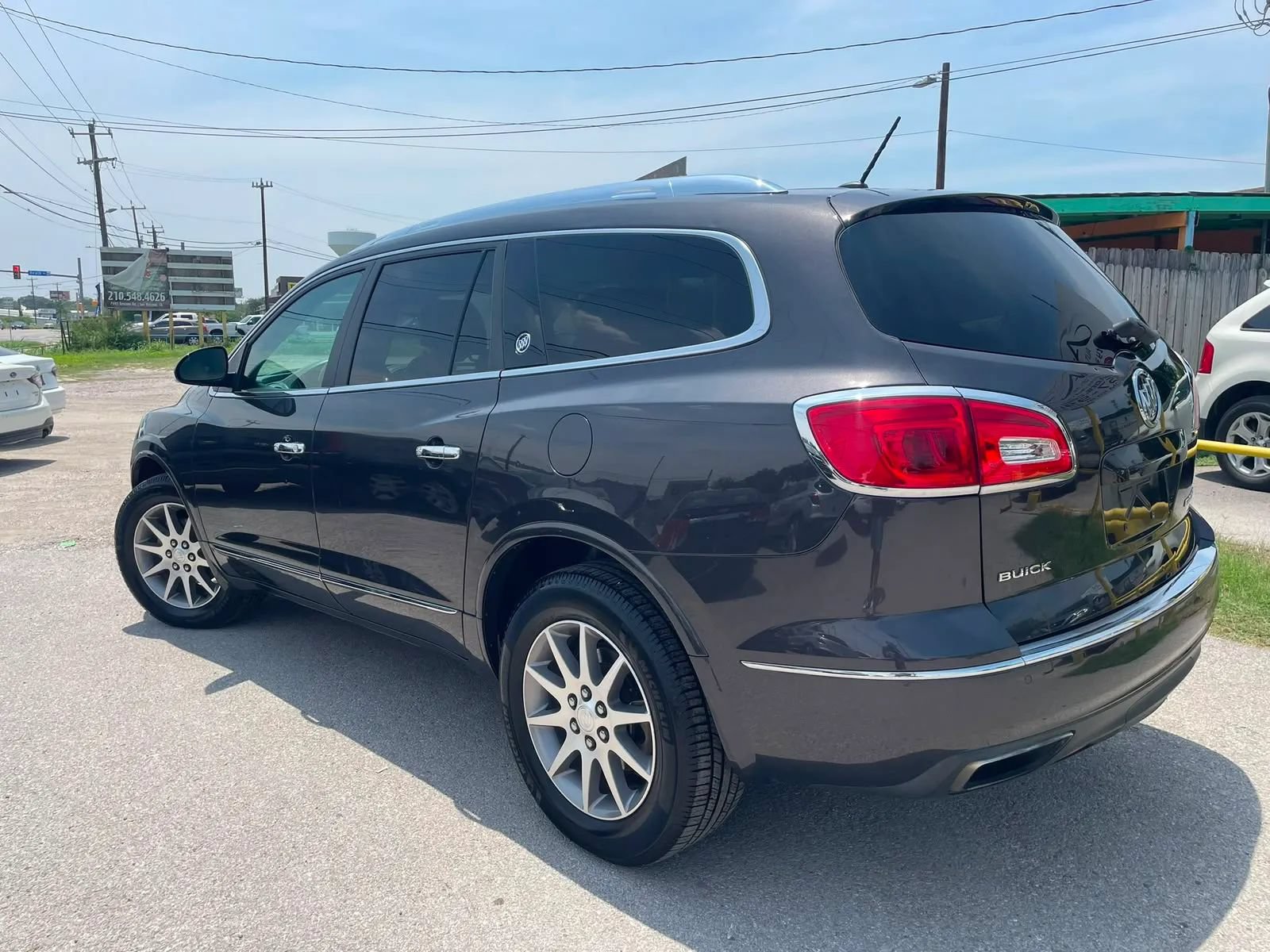 Used 2015 Buick Enclave Leather FWD image 4