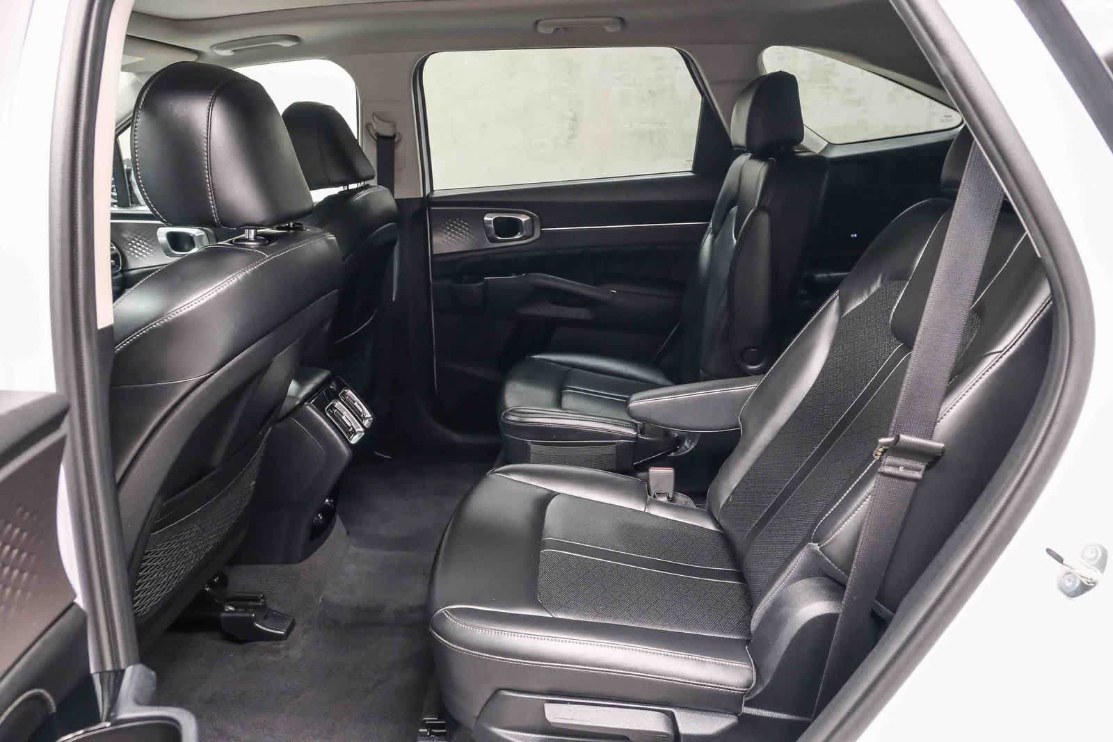 Used 2023 Kia Sorento SX FWD image 22