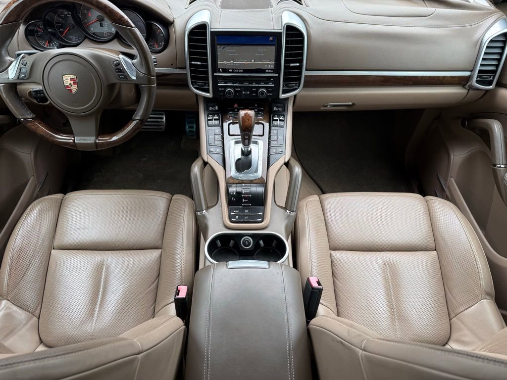Used 2012 Porsche Cayenne S AWD/4WD image 11
