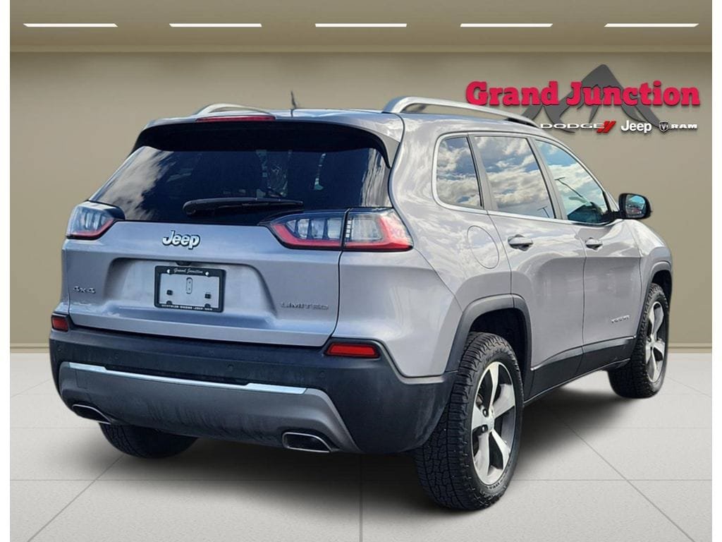 Used 2020 Jeep Cherokee Limited AWD/4WD image 3