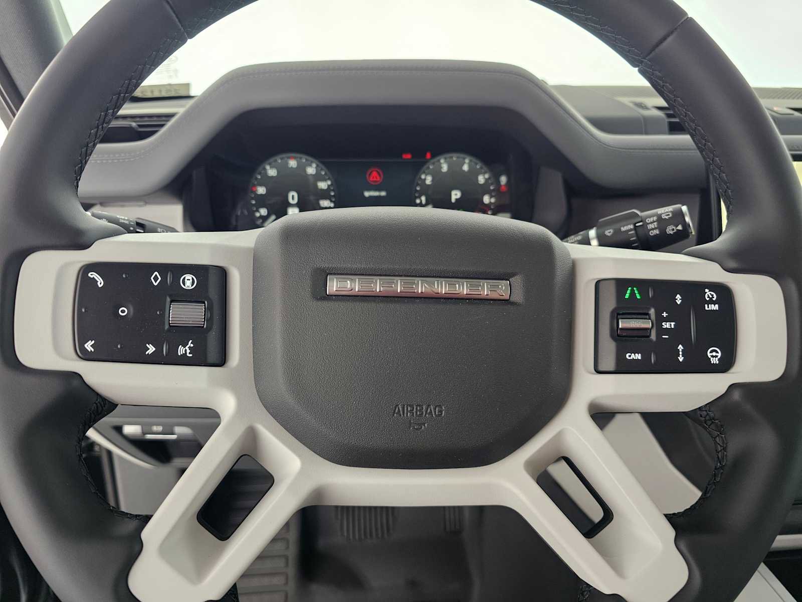 New 2026 Land Rover Defender 110 X-Dynamic SE image 22