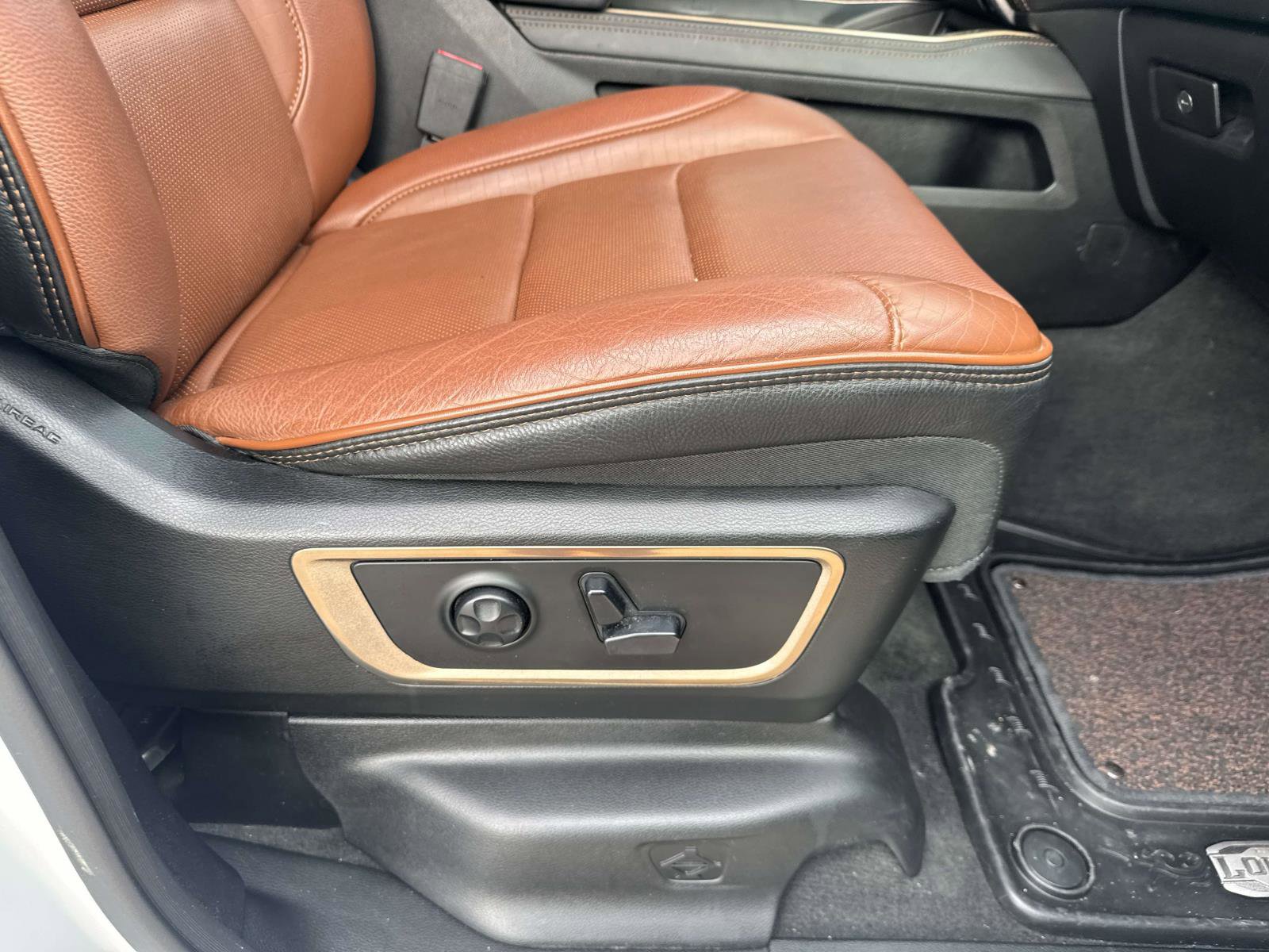 Used 2020 RAM 1500 Limited image 12