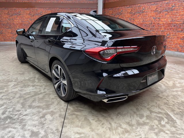 Used 2025 Acura TLX w/ Technology Package image 3