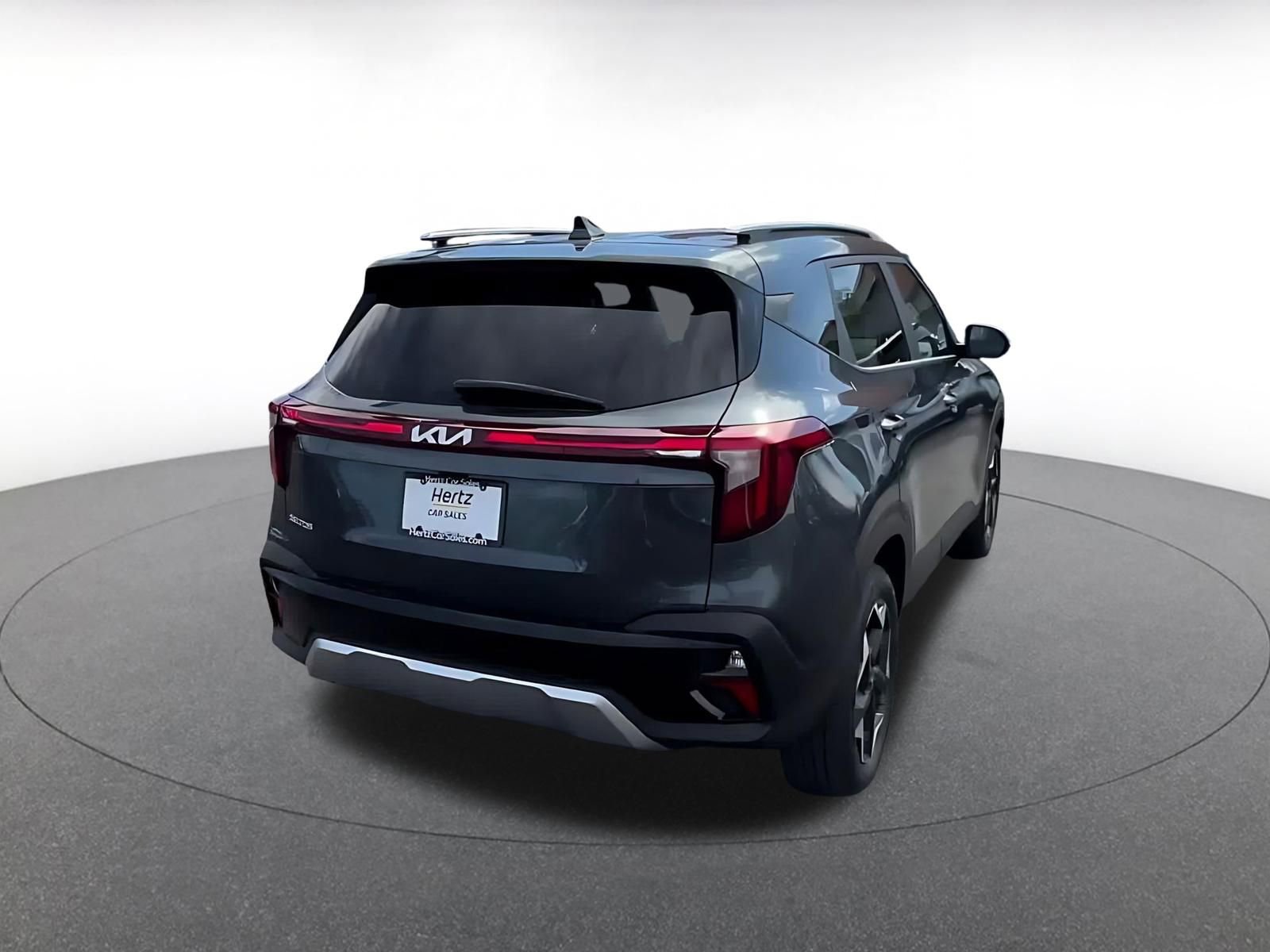 Used 2025 Kia Seltos S image 14