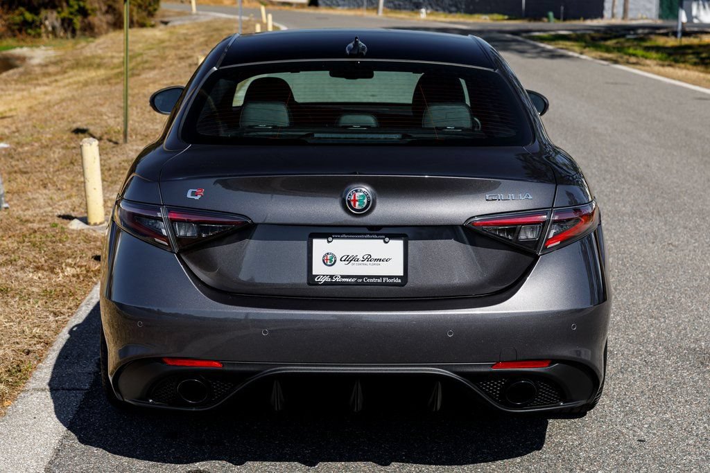 New 2026 Alfa Romeo Giulia w/ Driving Assist Package RWD image 4