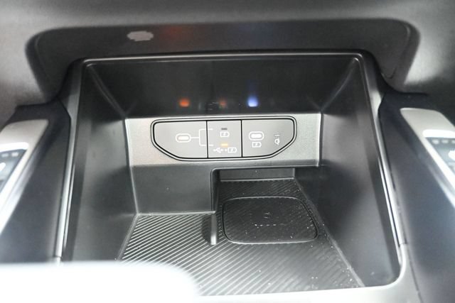 Used 2025 Kia Sorento S w/ Panoramic Sunroof Package FWD image 13