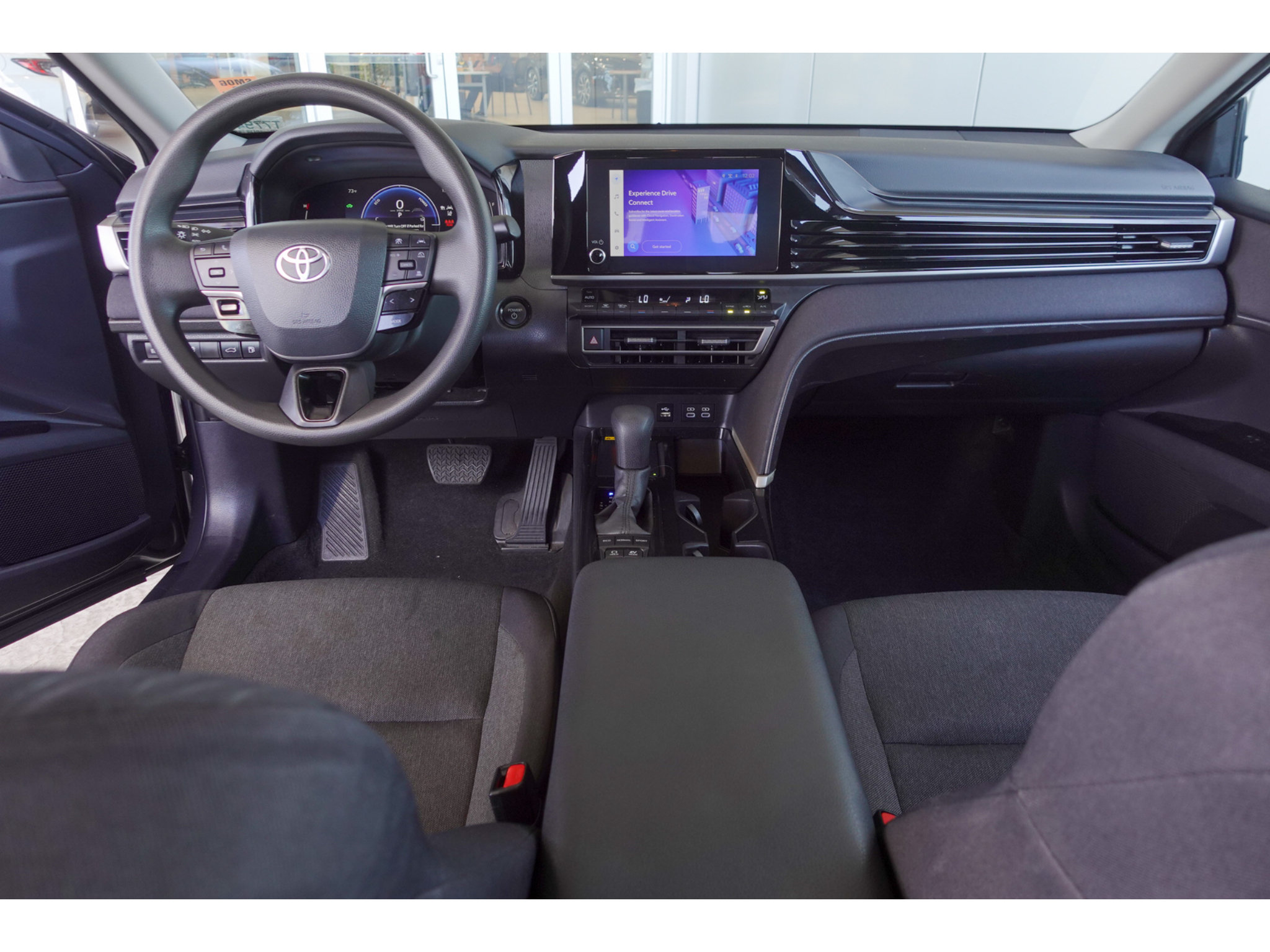 Used 2025 Toyota Camry LE FWD image 24