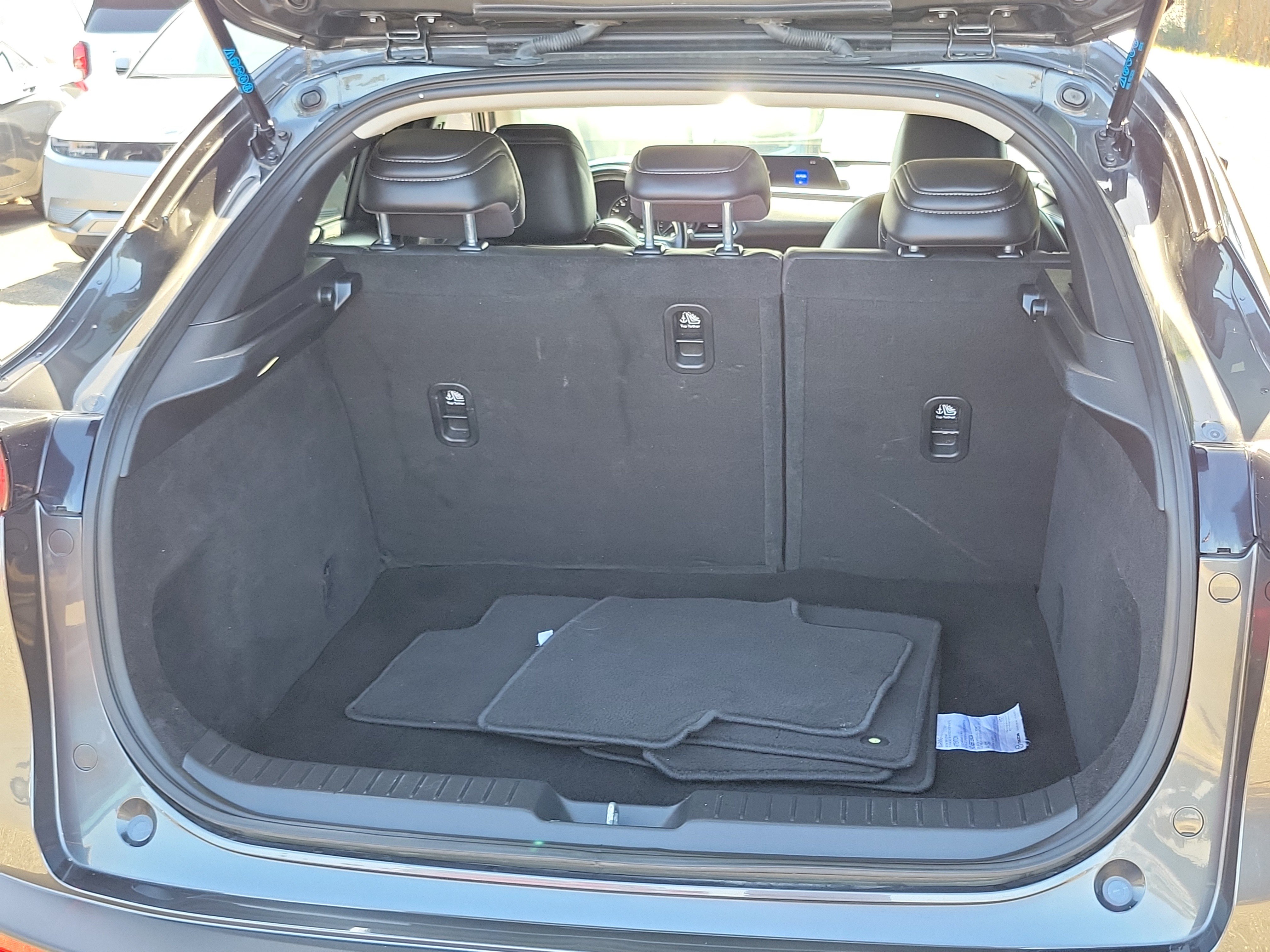 Used 2021 MAZDA CX-30 FWD 2.5 S w/ Preferred Package image 19