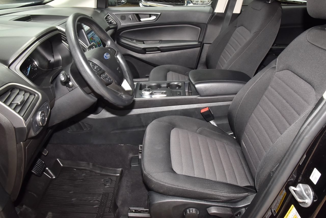Used 2022 Ford Edge SE w/ Black Appearance Package AWD/4WD image 13