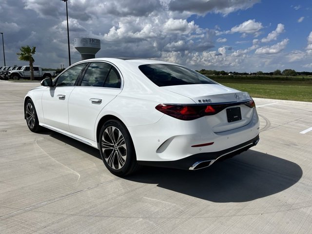 New 2026 Mercedes-Benz E 350 4MATIC Sedan image 5