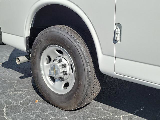 New 2024 Chevrolet Express 2500 w/ Driver Convenience Package image 14