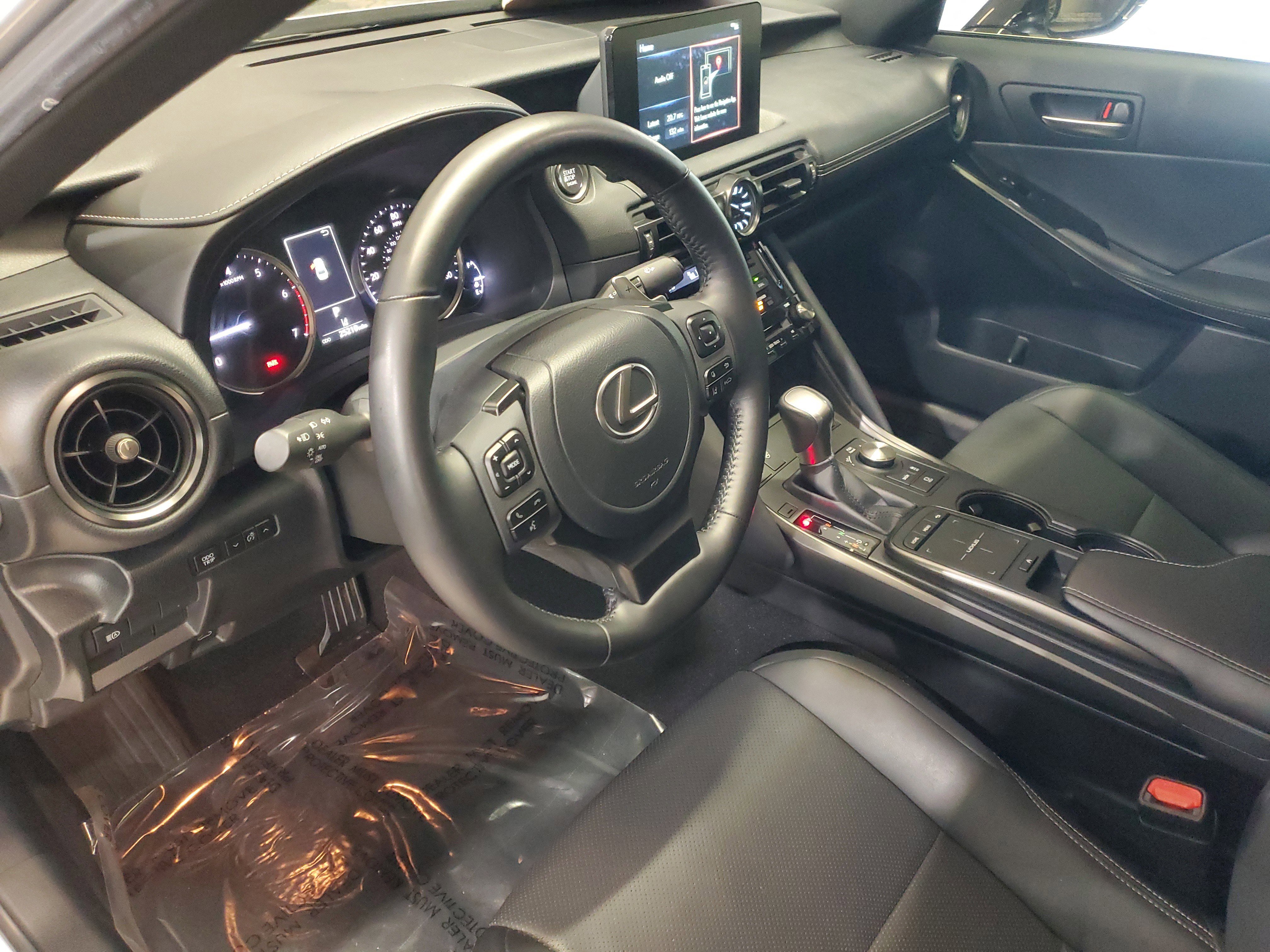 Certified 2023 Lexus IS 300 w/ Comfort Package image 15