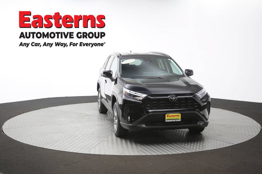 Used 2023 Toyota RAV4 XLE AWD/4WD image 51