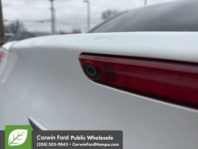 Used 2013 Chrysler 300 AWD w/ Driver Convenience Group image 11