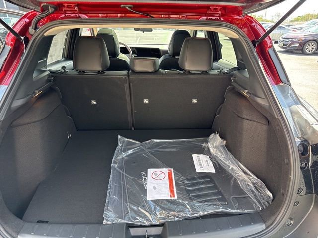 New 2026 Nissan Kicks SR w/ SR Premium Package image 16