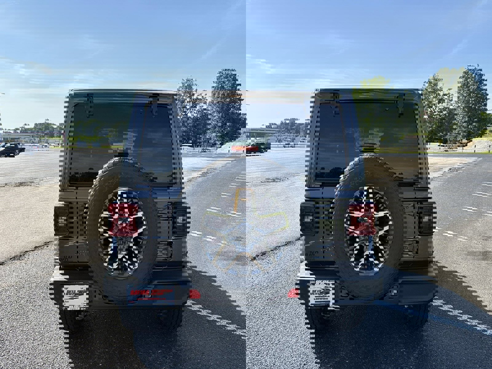 New 2025 Jeep Wrangler Unlimited Sahara image 5