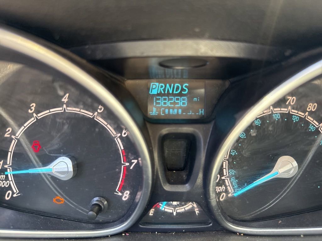 Used 2015 Ford Fiesta SE FWD image 5